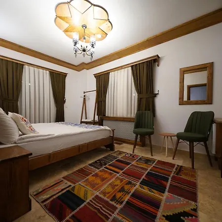 Pashahan Hotel 3*