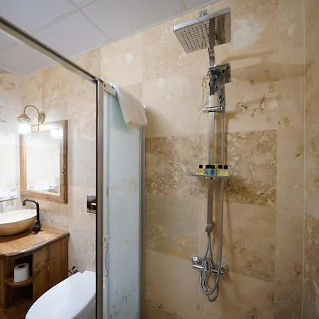 Pashahan Hotel 3*